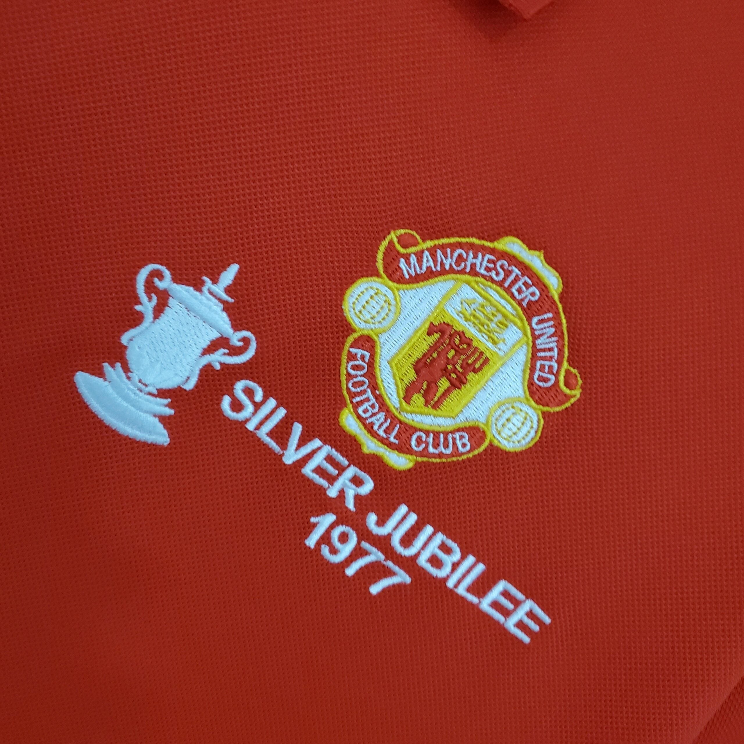 Manchester United Maillot Rétro 1977