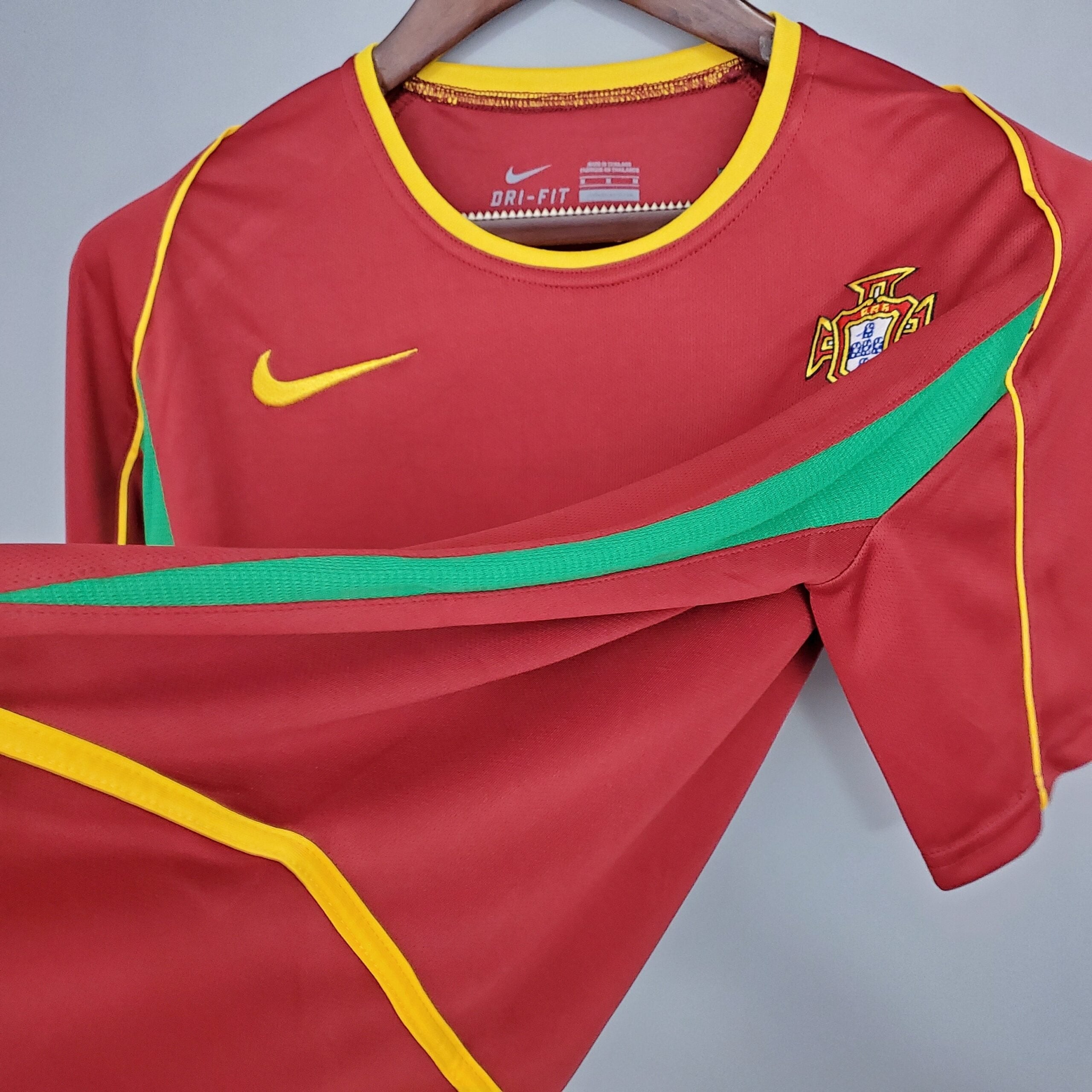 Portugal Maillot Rétro 2002