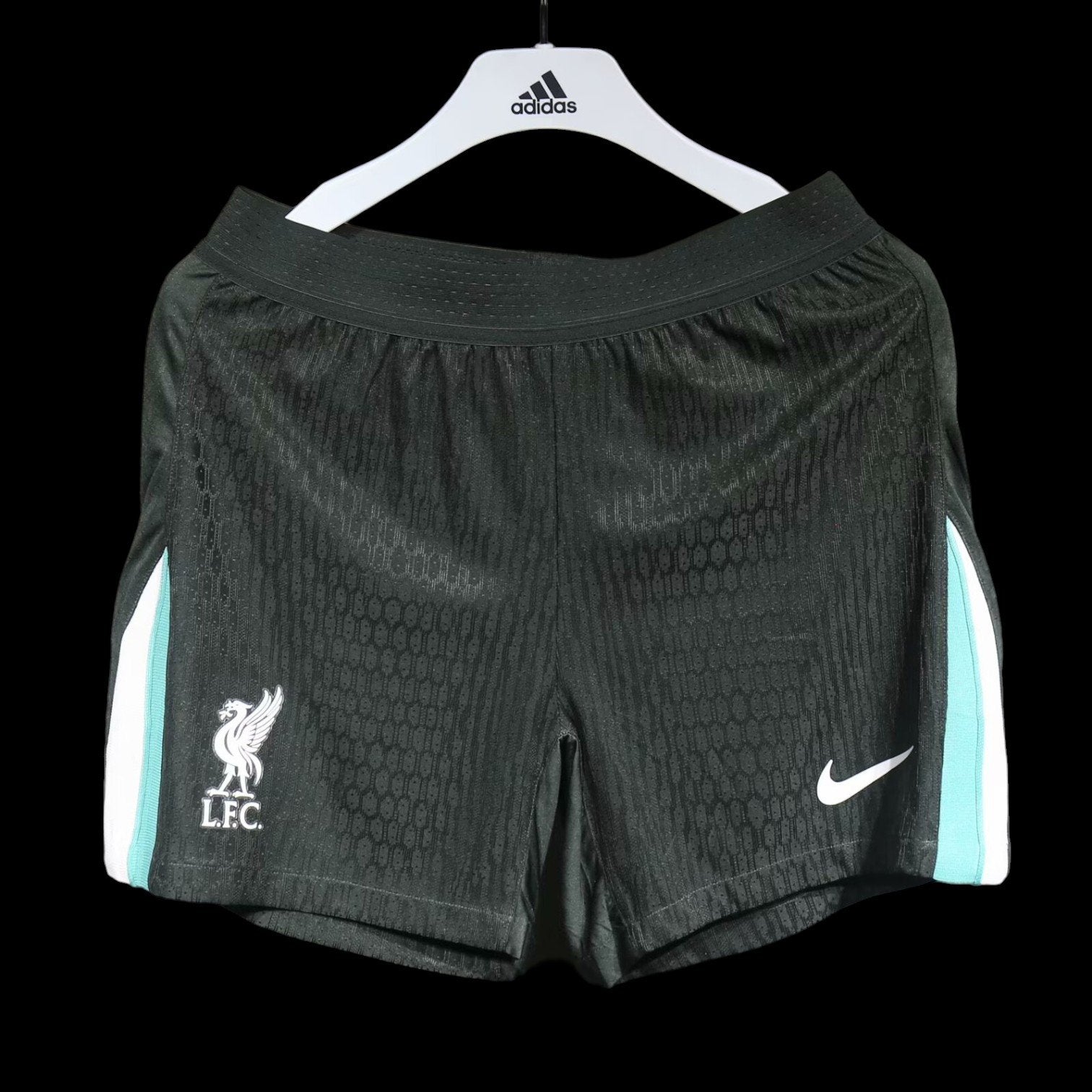 Liverpool Short Extérieur 24/25